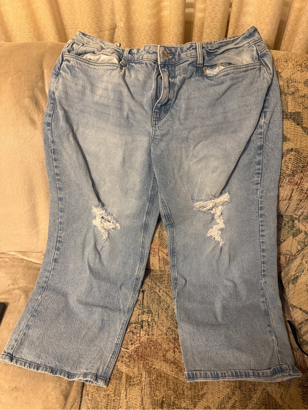 No Boundaries Light Blue Women's Distressed Jeans — Size 16
